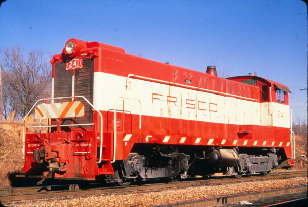 DS-4-4-1000 241 at Kansas City, Missouri in December 1968 (Golden Spike Productions)