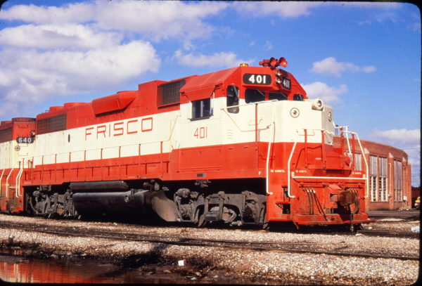 GP38-2 401 at Springfield, Missouri in October 1973 (Golden Spike Productions)