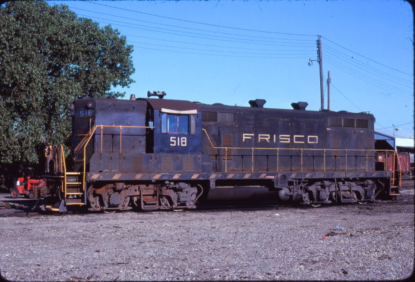 GP7 518 at Fort Worth, Texas in June 1976 (Bill Phillips)