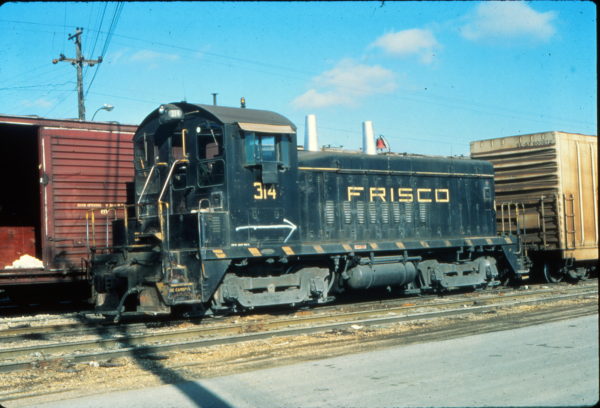 SW9 314 at Memphis, Tennessee in December 1976 (Vernon Ryder)