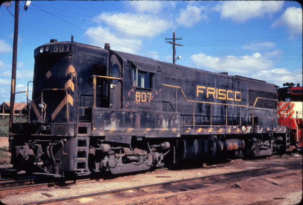 U25B 807 at Tulsa, Oklahoma in June 1972 (Golden Spike Productions)