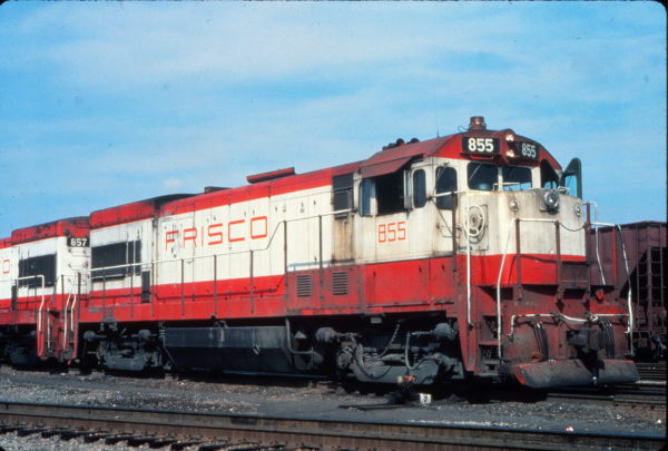 U30B 855 at Charleston, South Carolina in August 1977 (Vernon Ryder)