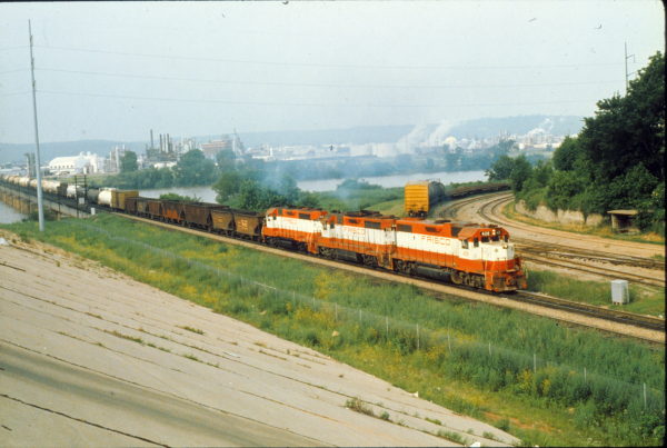 GP38-2 428 and GP35 715 at Tulsa, Oklahoma in May 1980 (Trackside Slides)