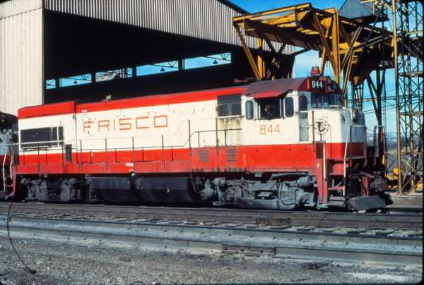 U30B 844 at Springfield, Missouri in February 1980 (Vernon Ryder)