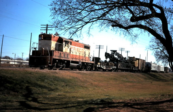 GP7 506 (date and location unknown)