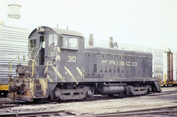 SW9 310 at Springfield, Missouri on April 15, 1979