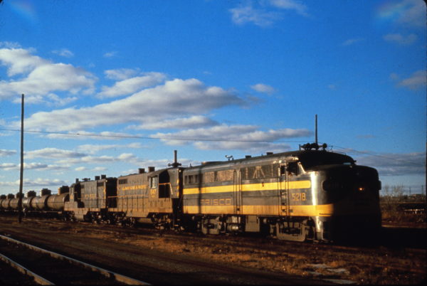 FA1 5218 and GP7 547 at Oklahoma City, Oklahoma in December 1960 (Al Chione)