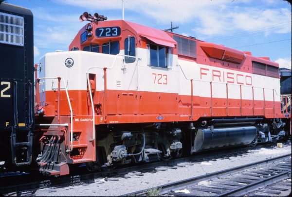 GP35 723 at Memphis, Tennessee on August 1, 1965 (William White)