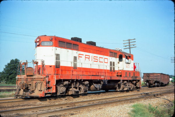 GP7 625 (location unknown) in July 1975