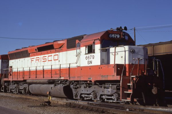 SD45 6679 (Frisco 931) at Memphis, Tennessee in February 1981 (Lon Coone)