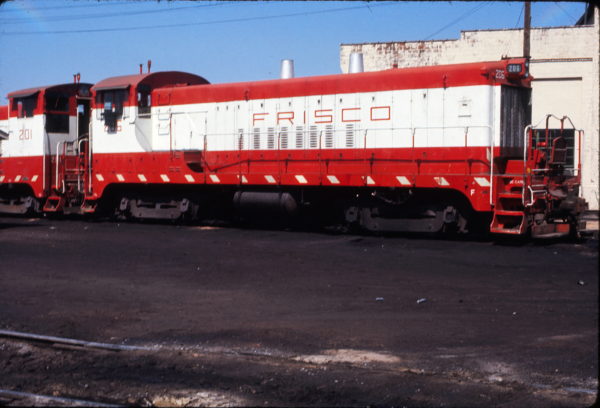 VO-1000 206 at Birmingham, Alabama in April 1970 (Gordon Morioka)