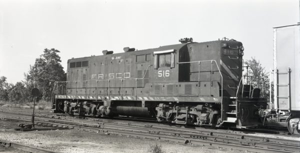 GP7 516 at North Clinton, Missouri on August 18, 1978