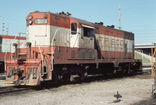 GP7 524 at Springfield, Missouri on April 10, 1977