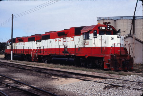 GP38-2s 690 and 401 at Enid, Oklahoma in September 1980