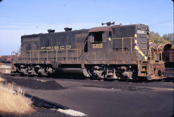 GP7 568 at Amory, Mississippi on November 24, 1972 (David Hamley)