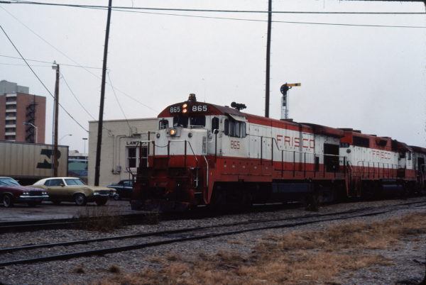 B30-7 865 at Lawton, Oklahoma on December 27, 1980 (Gene Gant)
