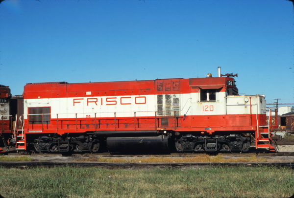 GP15-1 120 at Fort Smith, Arkansas on October 12, 1980 (James Holder)