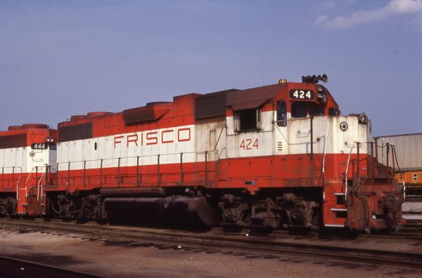 GP38-2 424 at St. Louis, Missouri on August 30, 1980 (Steve Gartner)