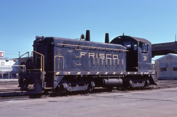 SW9 311 at Springfield, Missouri on March 27, 1976 (Dave Cash)