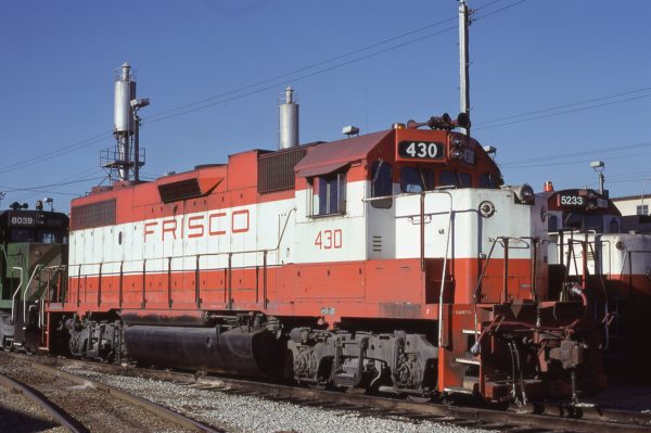 GP38-2 430 at Memphis, Tennessee in January 1981 (Lon Coone)