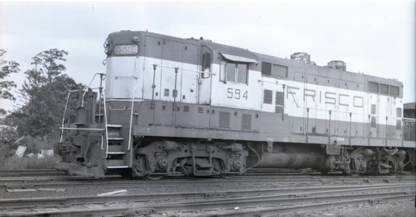 GP7 594 at North Clinton, Missouri on July 27, 1977