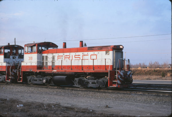 SW1500 318 at Memphis, Tennessee on December 6, 1980 (David Johnston)