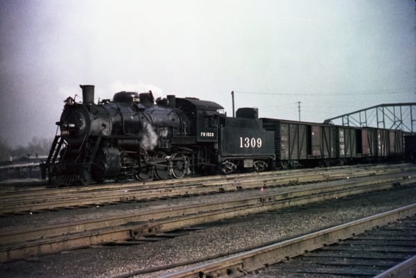 2-8-0 1309 at Lindenwood Yard, St. Louis, Missouri in 1948