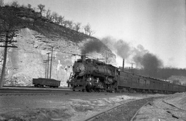 4-8-2 1516 Westbound at Pacific, Missouri in 1934