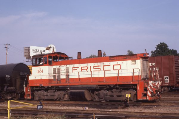 SW1500 324 at St. Louis, Missouri on August 31, 1980 (Dave Johnston)