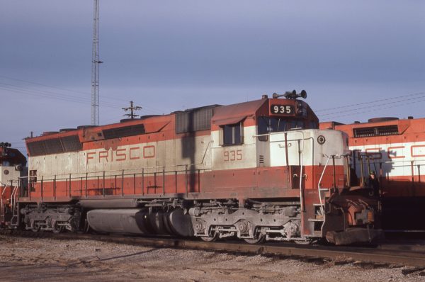 SD45 935 at Memphis, Tennessee on December 13, 1980 (D.M. Johnson)