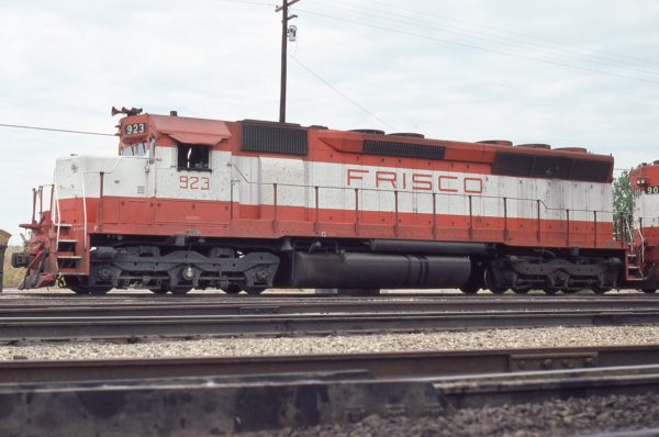 SD45 923 at Tulsa, Oklahoma on August 31, 1980 (P.B. Wendt)