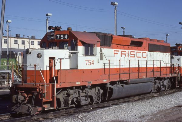 GP40-2 754 at Memphis, Tennessee in February 1981 (Lon Coone)