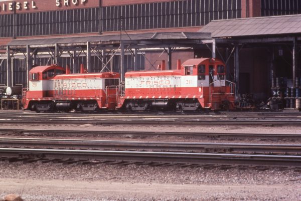 SW9 311 and NW2 251 at Springfield, Missouri in 1979