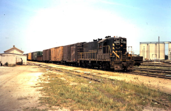GP7 629 (date and location unknown)