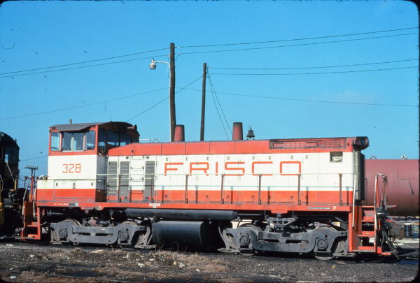 SW1500 328 at Birmingham, Alabama on January 1, 1976 (Bill Folsom)