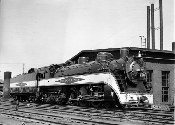 4-6-4 1064 at Kansas City, Missouri in July 1938 (Louis A. Marre)