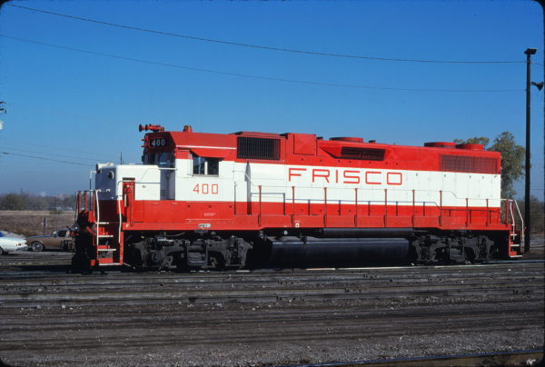 GP38-2 400 at Oklahoma City, Oklahoma on November 19, 1980 (Bill Bryant)