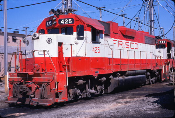 GP38-2 425 at Memphis, Tennessee in July 1975 (Steve Forrest)