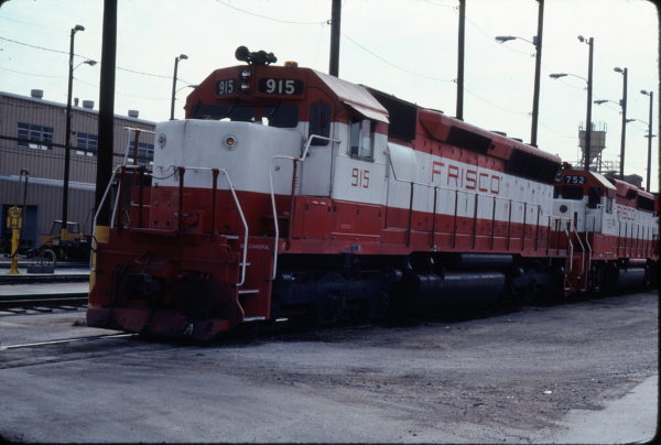 SD45 915 at Tulsa, Oklahoma on November 11, 1980 (Gene Gant)