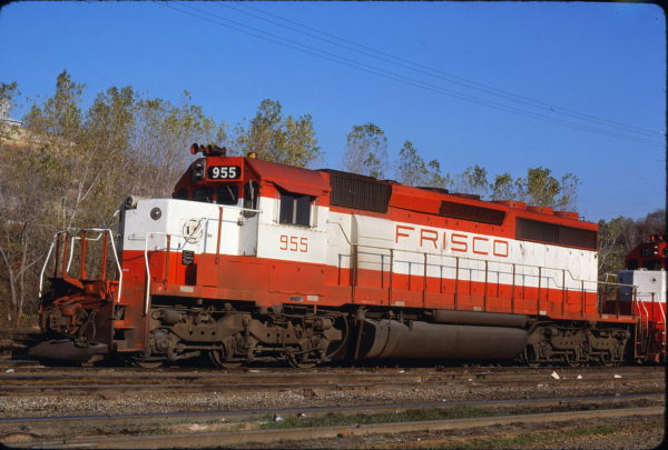 SD40-2 955 at Kansas City, Missouri on November 11, 1979 (James Primm)