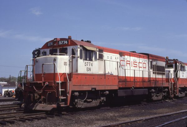 U30B 5774 (Frisco 836) at Galesburg, Illinois on May 25, 1981 (Hugh Blaney)