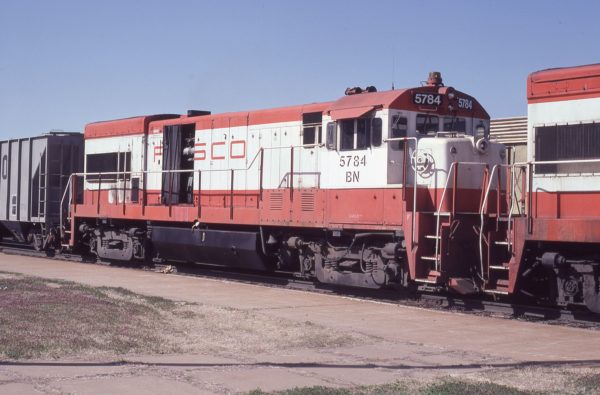 U30B 5784 (Frisco 846) at Topeka, Kansas on March 4, 1981