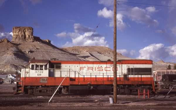 U30B 5789 (Frisco 851) at Green River, Wyoming on March 22, 1981