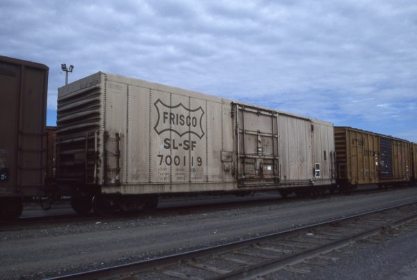 Boxcar 700119 at Pasco, Washington on July 2, 1996 (R.R. Taylor)