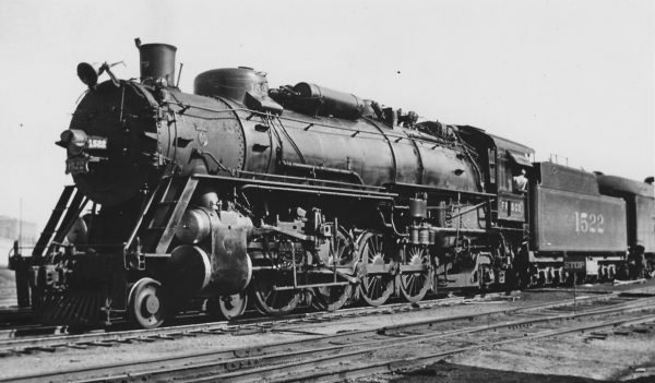 4-8-2 1522 (date and location unknown)