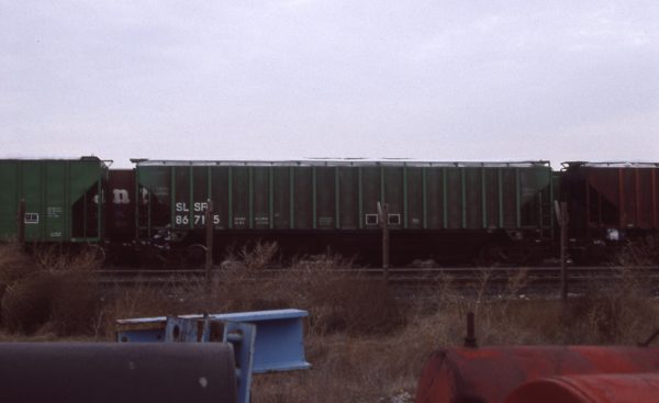 Hopper 86715 at Pasco, Washington on February 2, 1997 (R.R. Taylor)