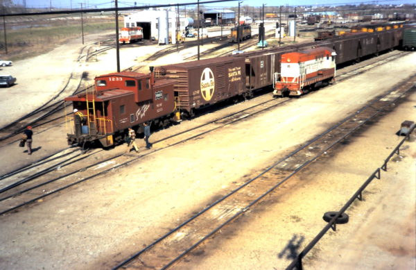 Caboose 1233 (date and location unknown)