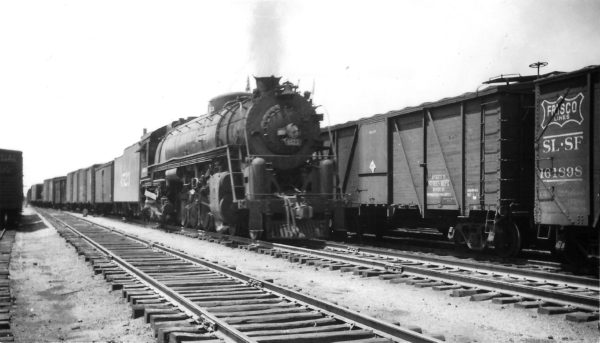 4-8-4 4523 leaving Springfield, Missouri destined for St. Louis on March 14, 1948 (Arthur B. Johnson)