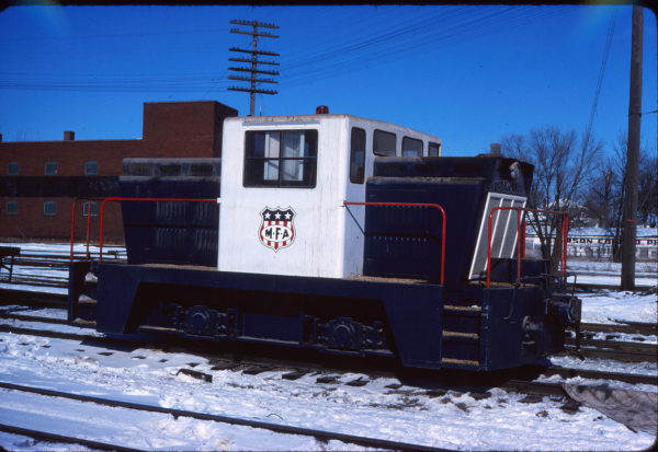 MFA Plymouth CR-4 Gas Switcher at Mexico, Missouri on February 12, 1978