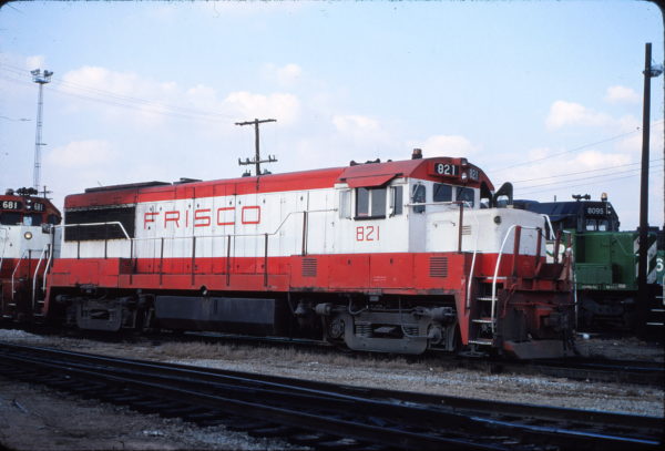 U25B 821 at Memphis, Tennessee on December 6, 1980 (David Johnston)